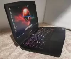 Alienware 13r2 i7 gaming laptop