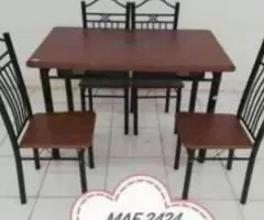 Dining table good quality