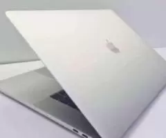 MacBook pro 2017 Retina