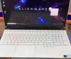 Dell Alienware M17 R3 Gaming Laptop