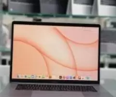 Apple Macbook Pro 2016