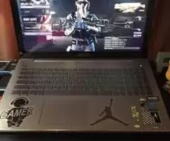 asus gaming/editing laptop touchscreen