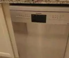 Siemen IQ 300 Dishwasher