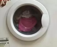 Automatic washing machine and refrigerator