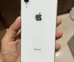 iPhone XR 64GB