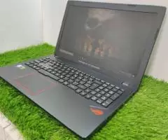 ASUS ROG STRIX