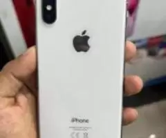 Selling Used iPhone X 256GB fpr sale white color