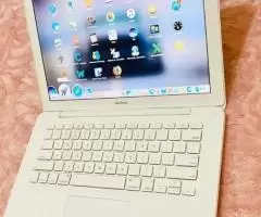 Apple Macbook 0557141572