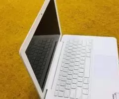 Macbook A1342