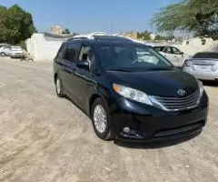 Toyota sienna XLE