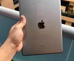 iPad 5th Generation 32GB Cellular