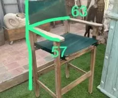 Wooden garden bar with 2 high chairs