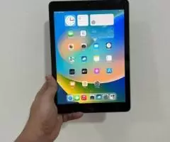 Apple iPad 5th Generation 32GB