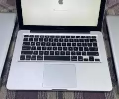 Apple Mac book - Apple Mac book -