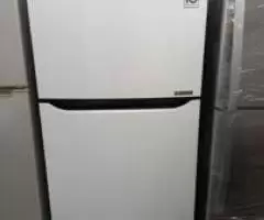 Sale on 450 ltrs large size fridge