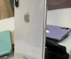 iPhone X