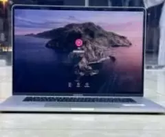 MacBook Pro 16 Inches Ratina